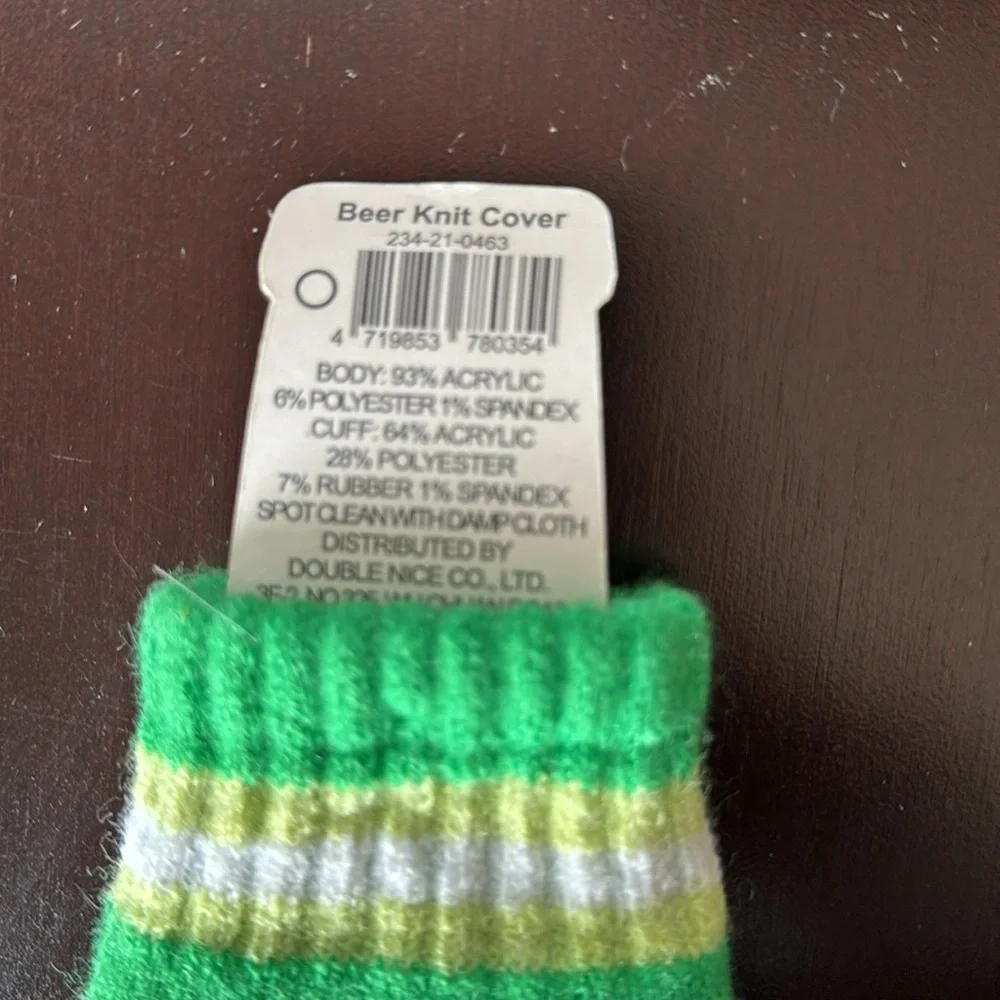 Drink Knit Cover to Celebrate St Patrick’s Day